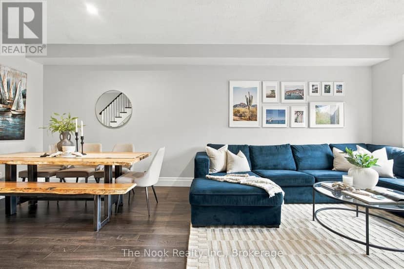 32 Harbourview Crescent, Toronto, photo 5