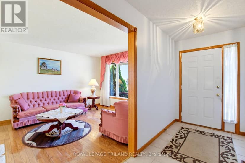 1749 Jalna Boulevard, London South, photo 4