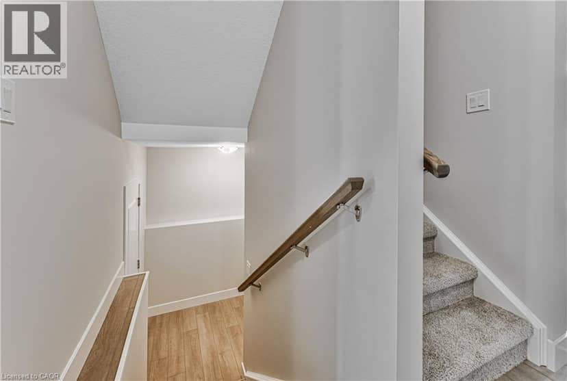 167 DUNNIGAN Drive, Kitchener, photo 8