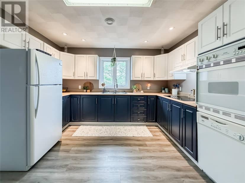 14 Atlantic Street — photo 9 of 29