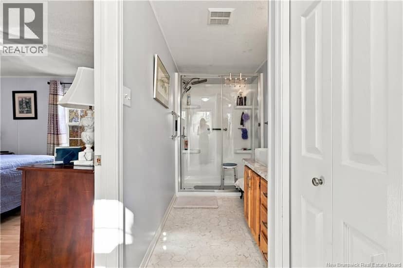 48 Barrington Road — photo 16 of 40