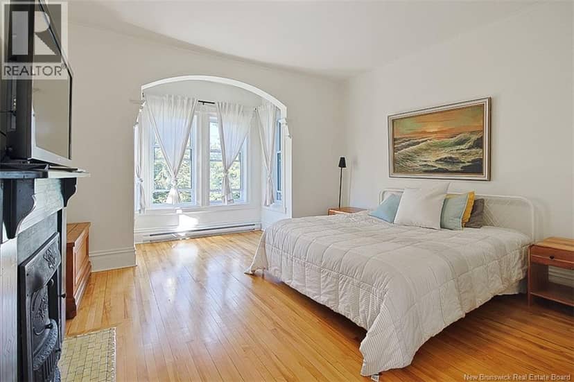 357 Dufferin Row — photo 26 of 40