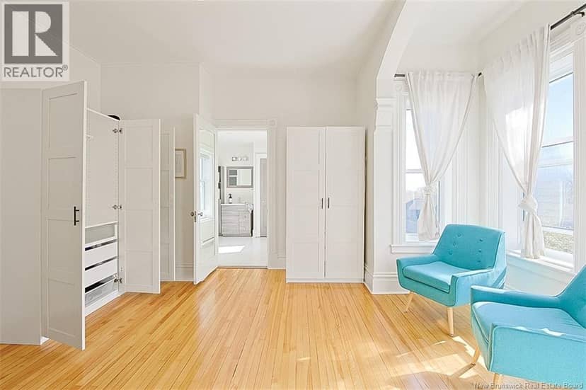 357 Dufferin Row — photo 27 of 40