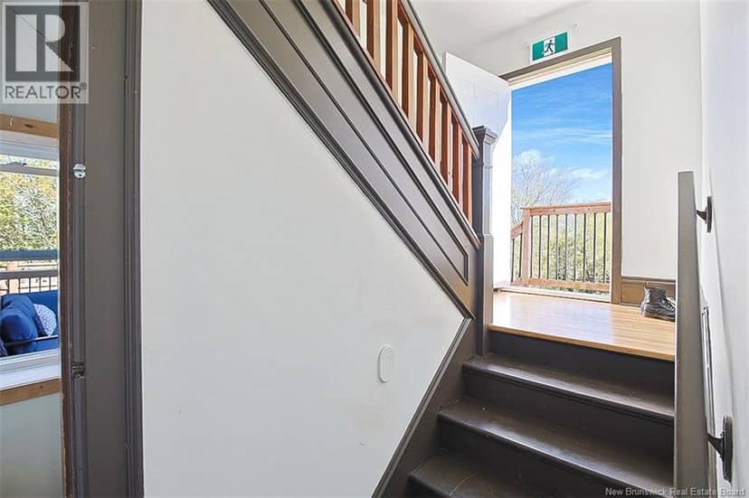 357 Dufferin Row — photo 38 of 40