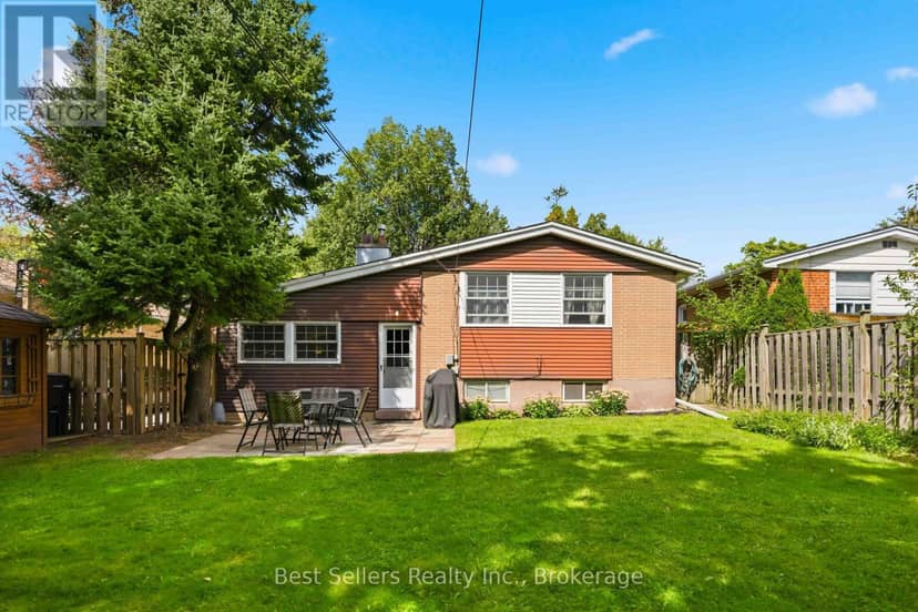 5 Benfrisco Crescent — photo 31 of 34