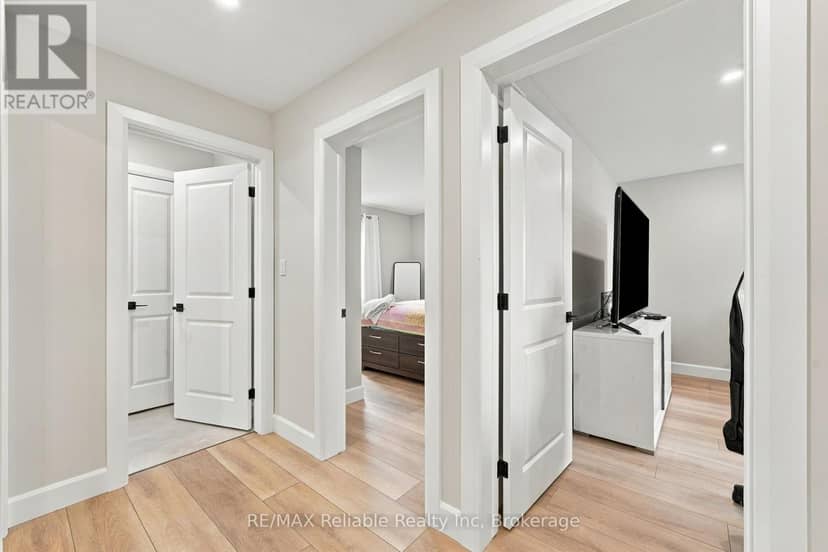 471 Woodridge Drive — photo 18 of 39