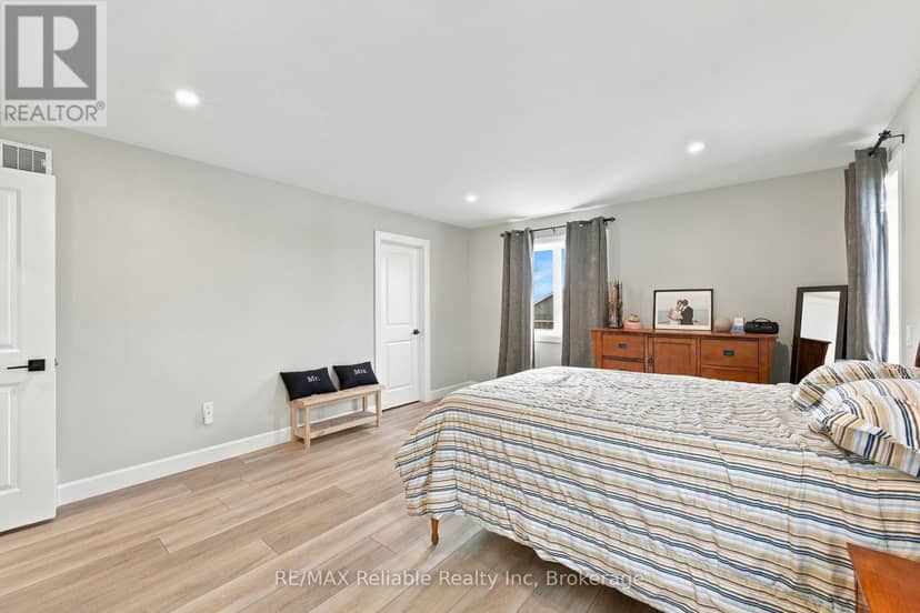 471 Woodridge Drive — photo 21 of 39