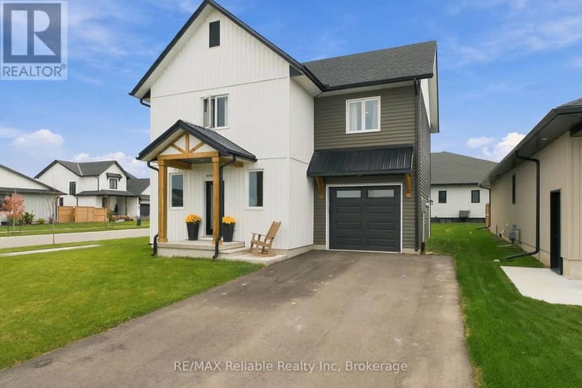 471 Woodridge Drive, Goderich, photo 3