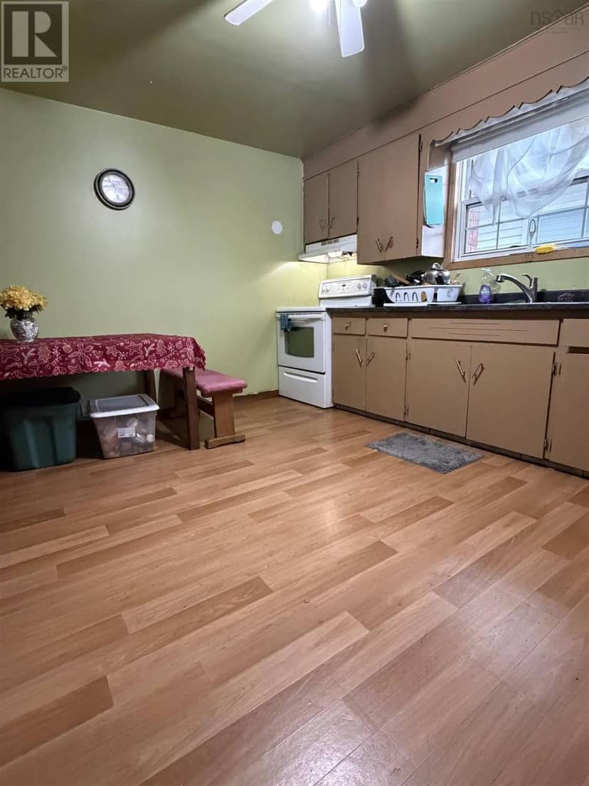 151 Gray Street — photo 12 of 36
