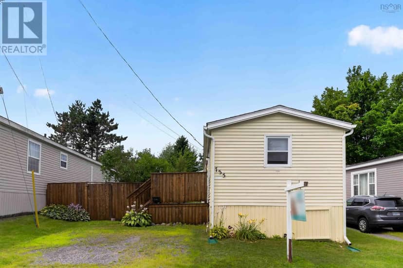 735 Fern Drive, Beaver Bank, photo 3