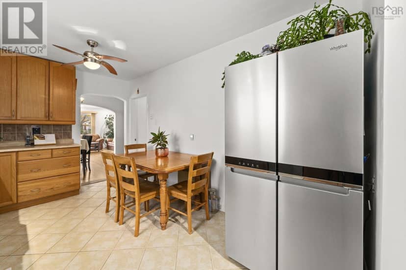 3162 Romans Avenue — photo 12 of 40