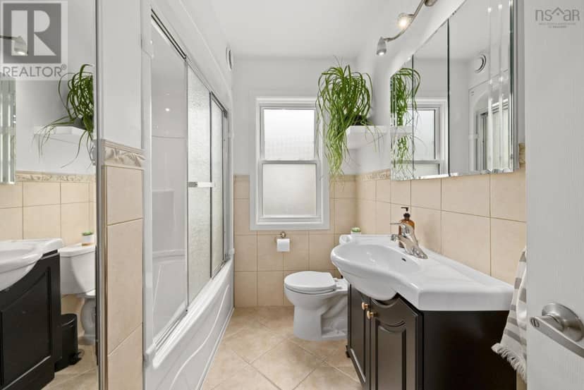 3162 Romans Avenue — photo 35 of 40