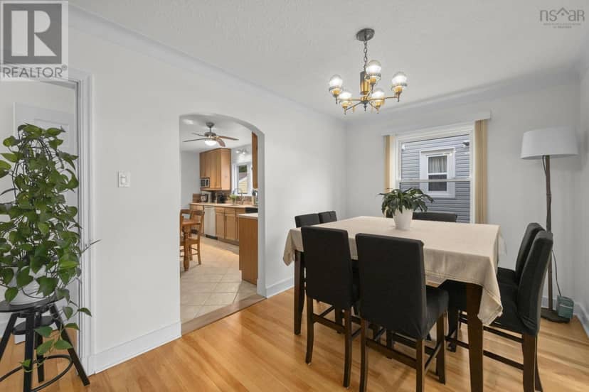 3162 Romans Avenue — photo 7 of 40