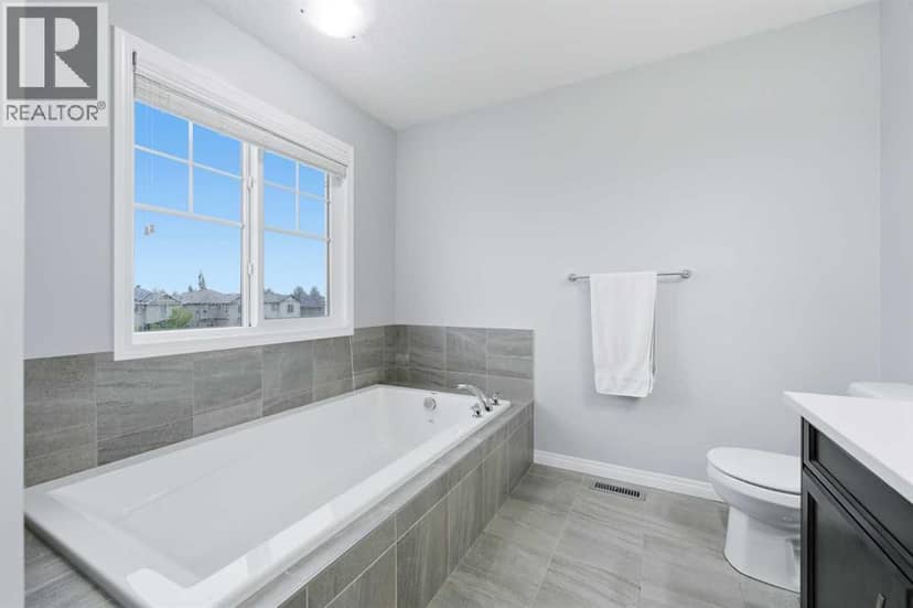 102 Yorkville Green SW — photo 25 of 40