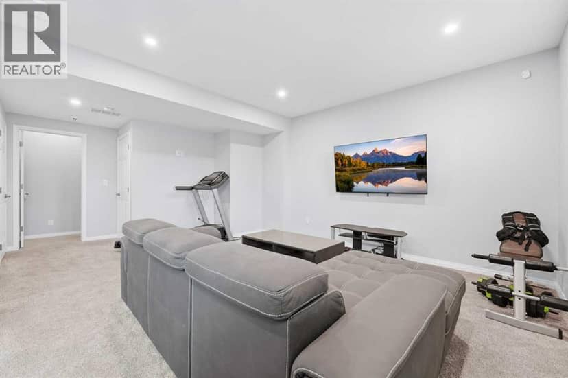 102 Yorkville Green SW — photo 35 of 40