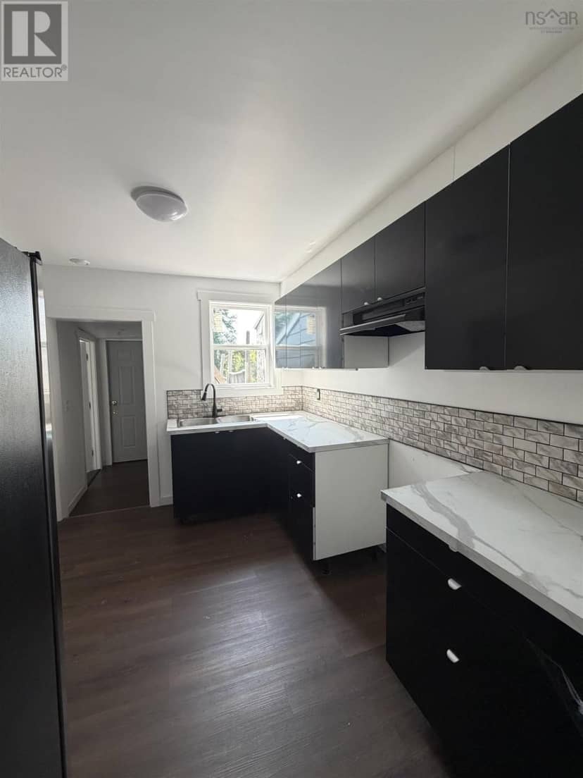119 Victoria Road — photo 10 of 29