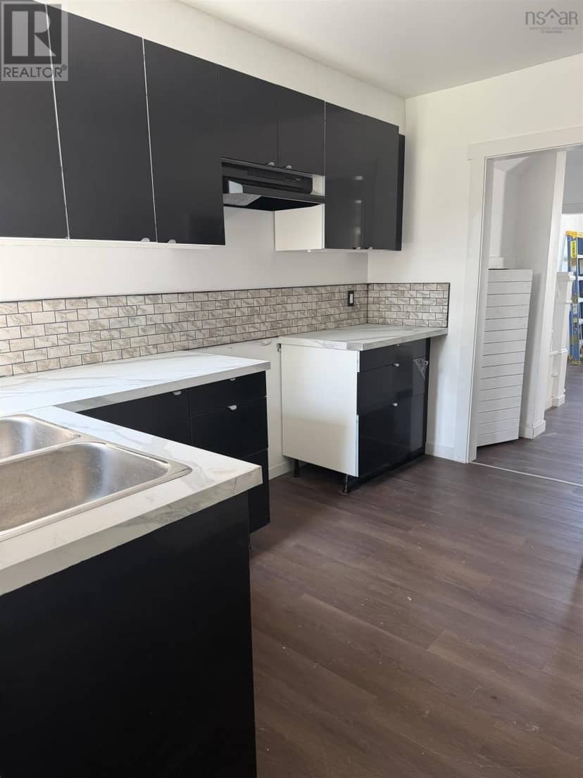 119 Victoria Road — photo 12 of 29