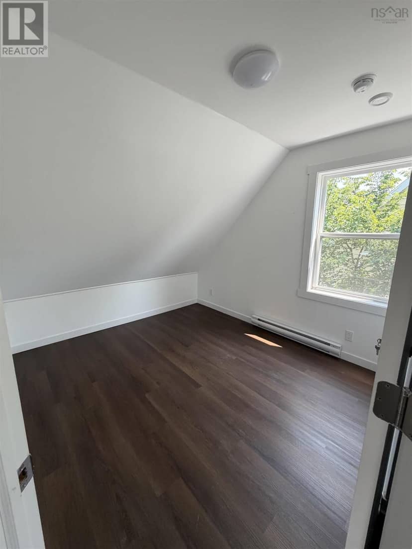 119 Victoria Road — photo 27 of 29