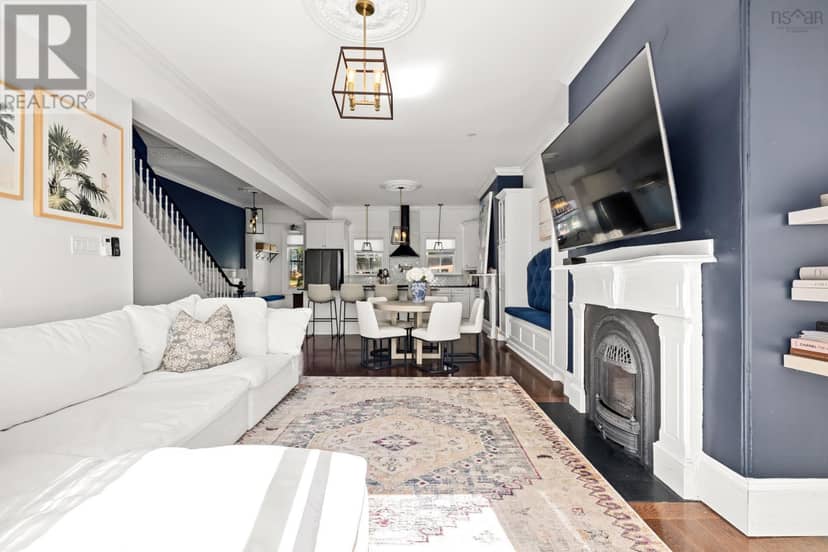 6028/6030 Cunard Street — photo 21 of 40
