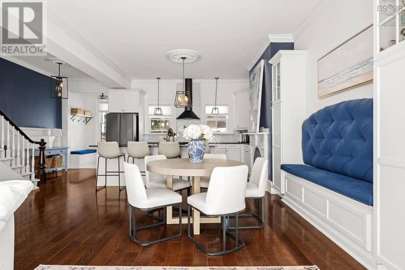 6028/6030 Cunard Street — photo 22 of 40