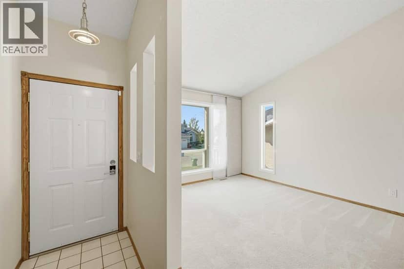141 Woodbrook Road SW, Calgary, photo 4
