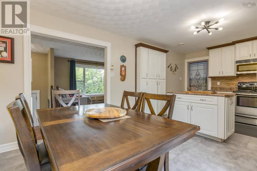 7 Shannon Road — photo 15 of 40