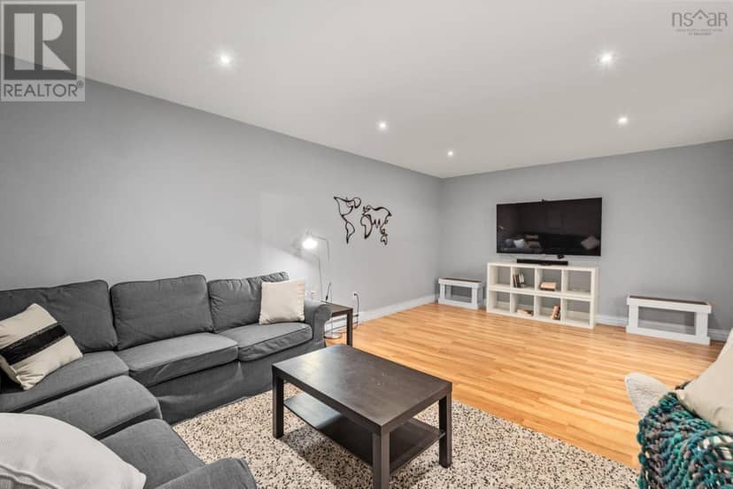 38 Greenside Lane — photo 35 of 40