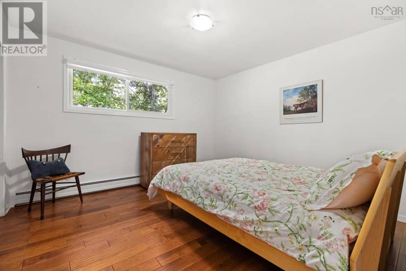 20 Kirk Road — photo 18 of 29