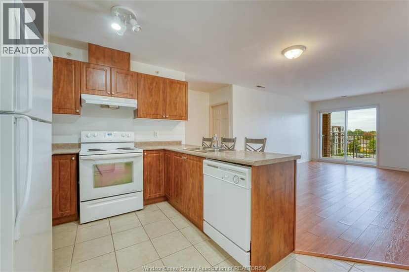 2650 Sandwich West PARKWAY Unit# 402, LaSalle, photo 7