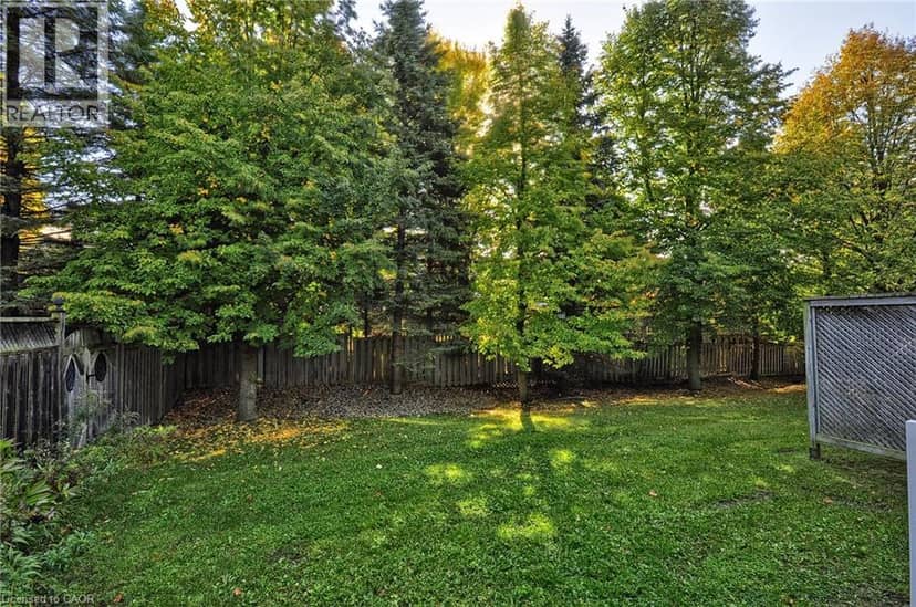 6 TERRAVIEW Crescent — photo 32 of 34