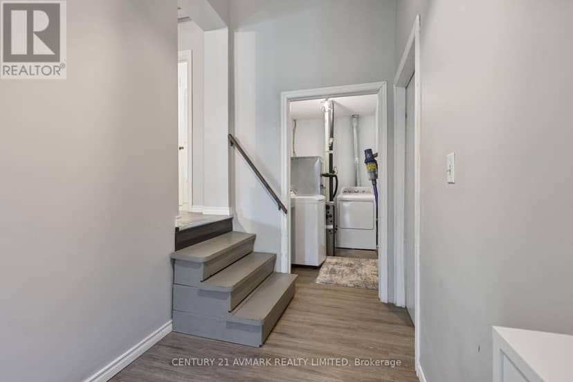 451 Argyle Road — photo 12 of 29