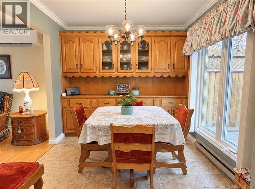 1235 Centennial, Bathurst, photo 7