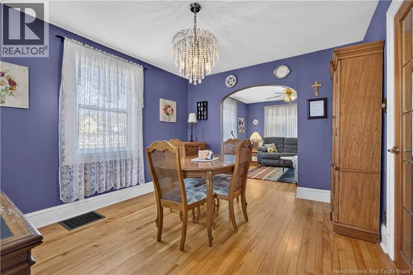 355 Jane Street — photo 13 of 36