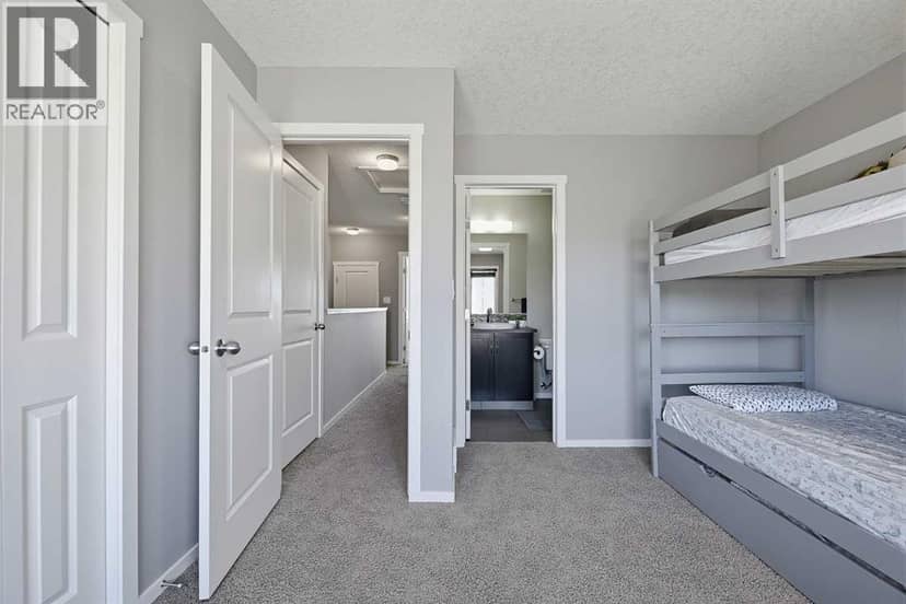 79 Evansview Gardens NW — photo 18 of 29
