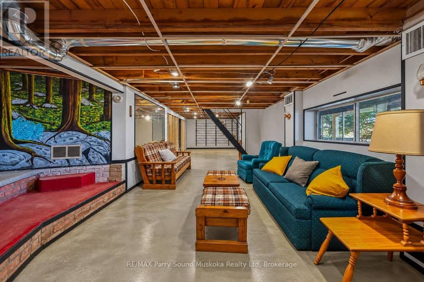 101 Robinson Road — photo 34 of 40