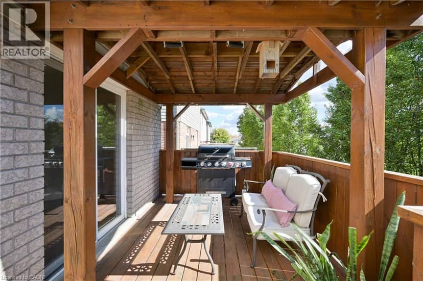 324 BEAUMONT Crescent — photo 39 of 40