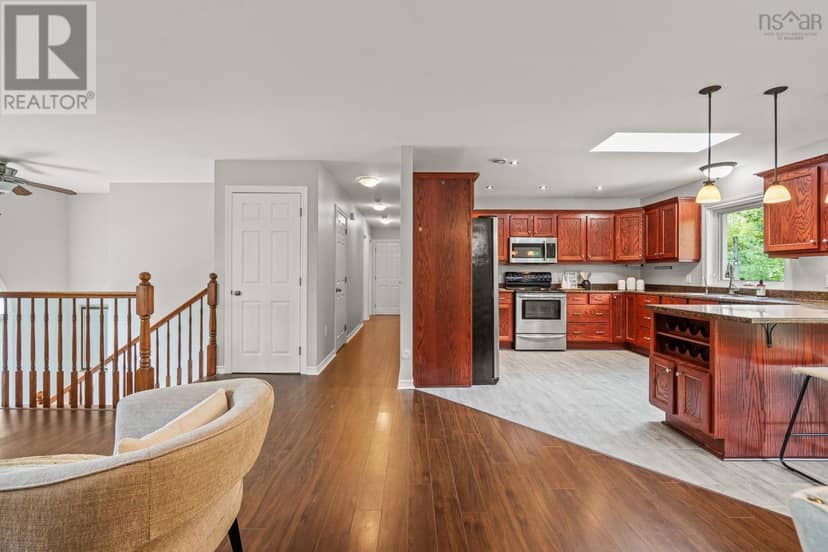 12 Loriann Drive — photo 15 of 40