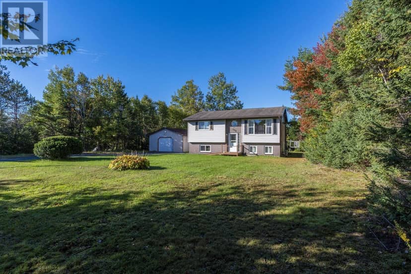 128 Doherty Drive, Lawrencetown, photo 2