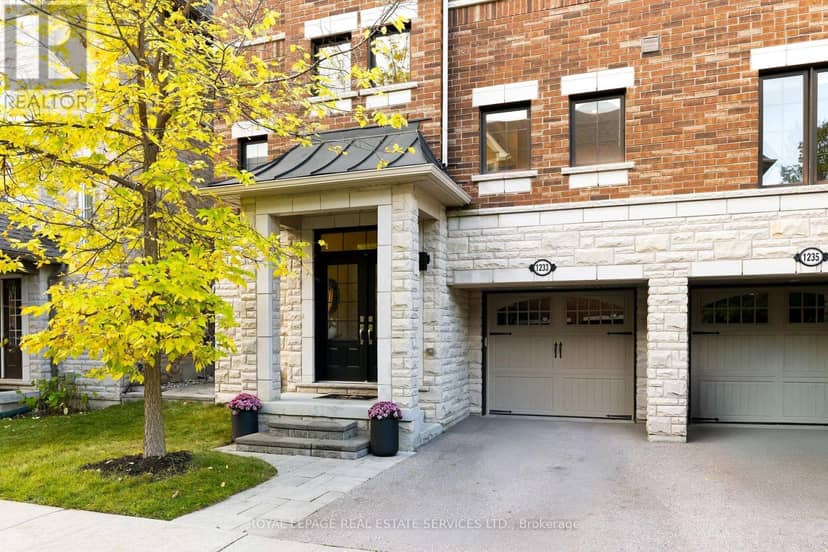 1233 Azinger Lane, Mississauga, photo 2