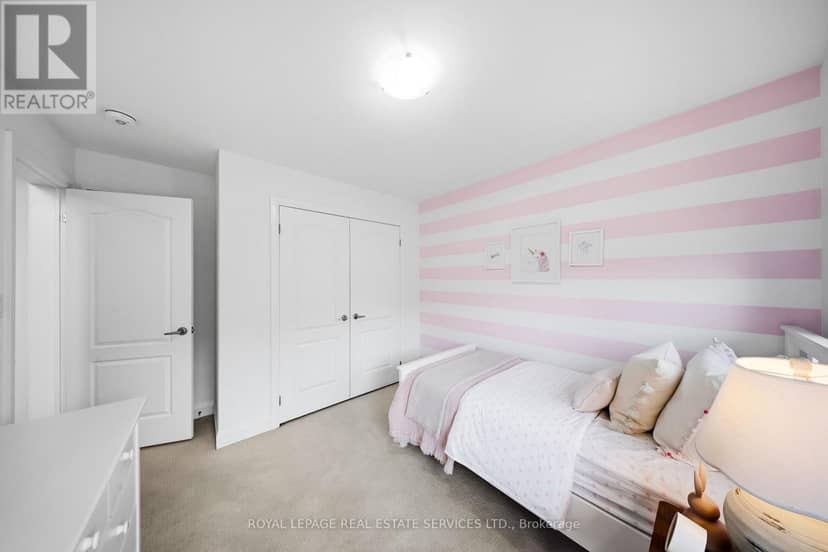 1233 Azinger Lane — photo 25 of 40