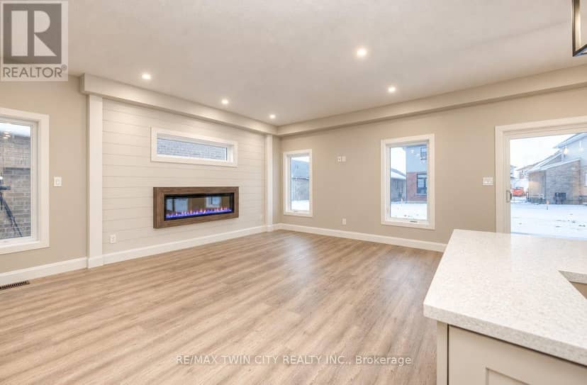 67 Weymouth Street — photo 10 of 28