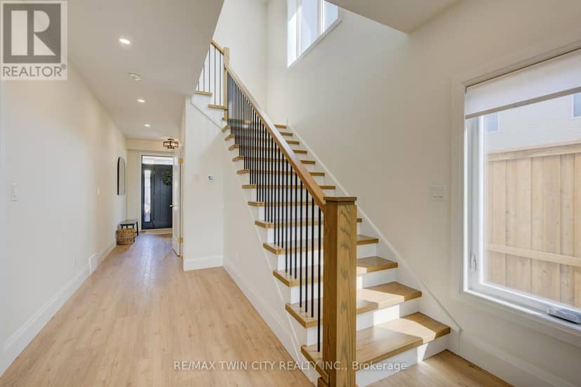 67 Weymouth Street — photo 12 of 28