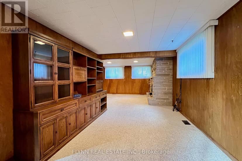 70 Richelieu Drive — photo 26 of 40