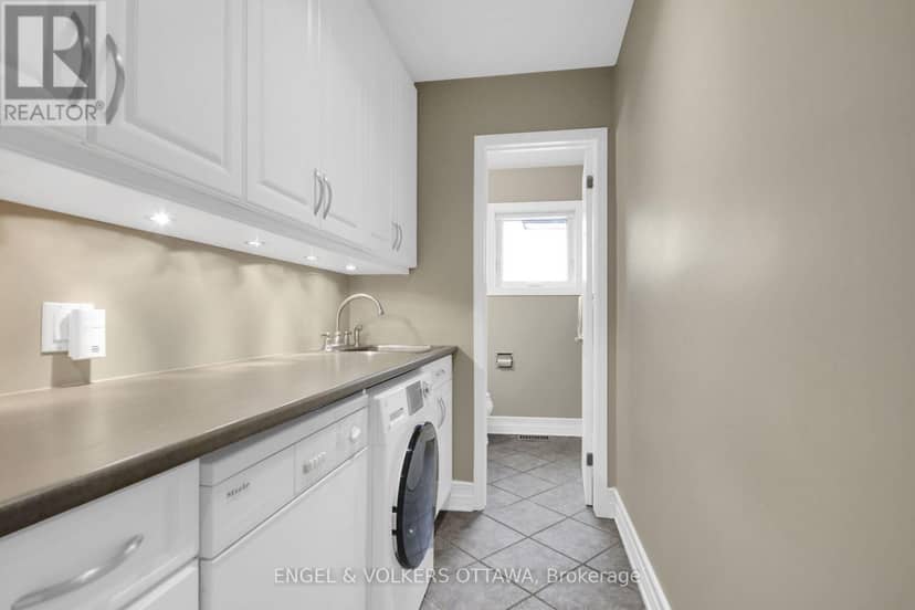 24 Tammela Court — photo 20 of 40