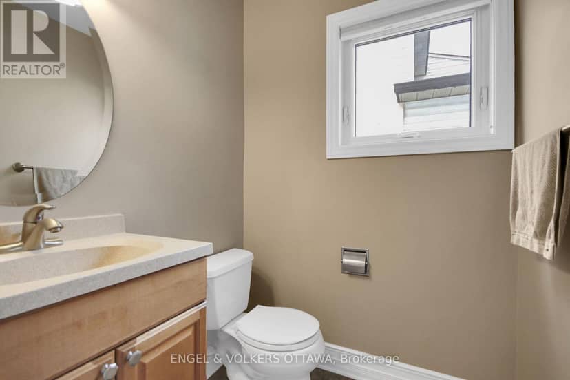 24 Tammela Court — photo 22 of 40