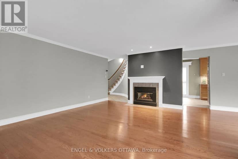 24 Tammela Court — photo 15 of 40
