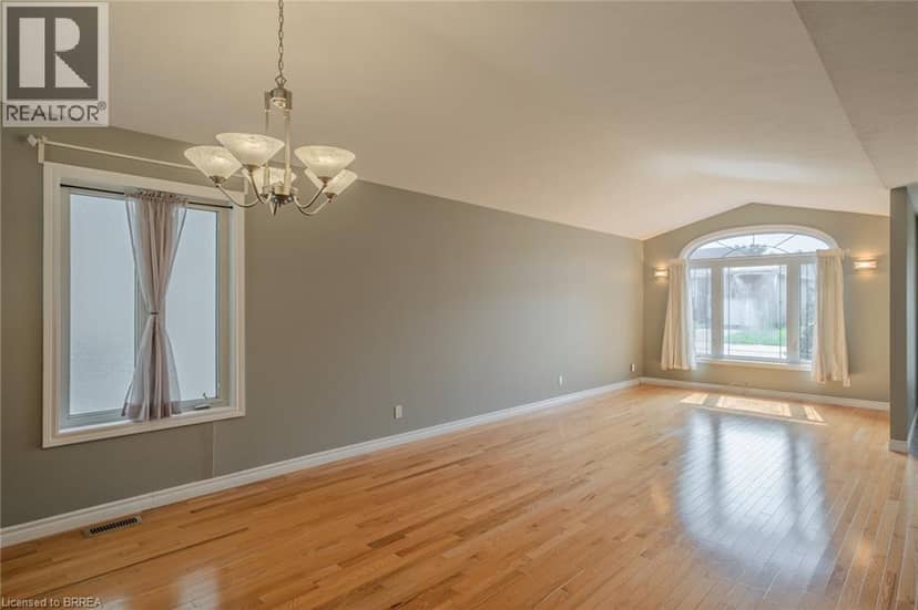 15 LANDON Avenue — photo 8 of 40