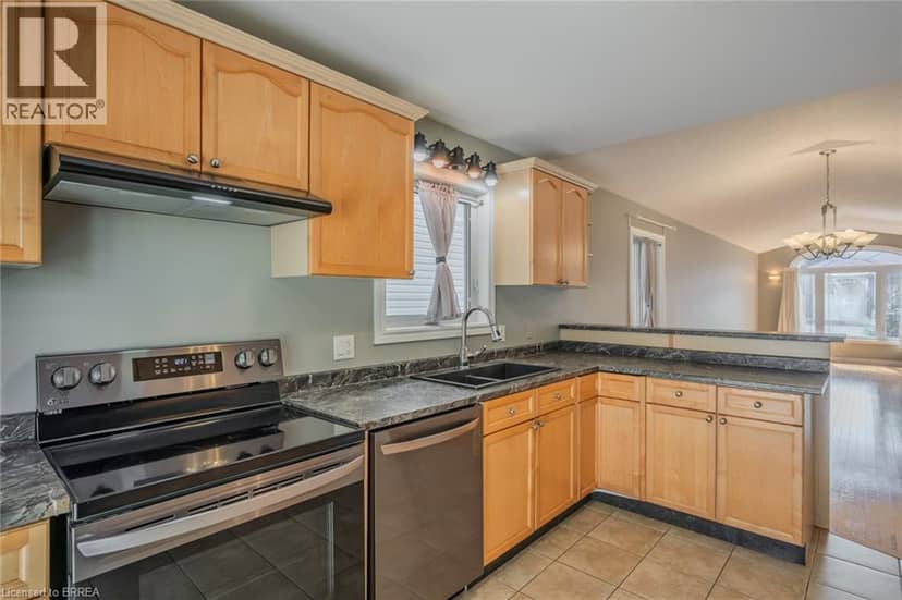 15 LANDON Avenue — photo 14 of 40