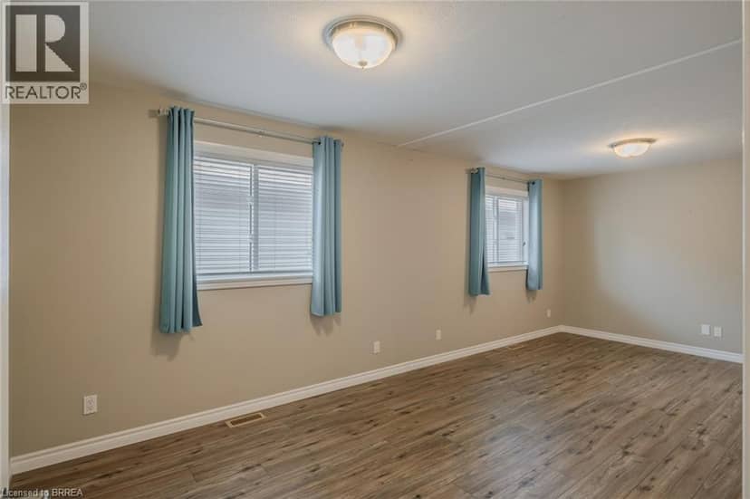 15 LANDON Avenue — photo 17 of 40