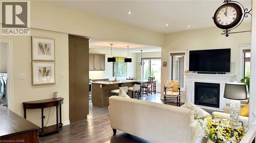 66 DRIFTWOOD Drive — photo 9 of 40